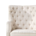 Chaise arrière à dos de draps à la crème